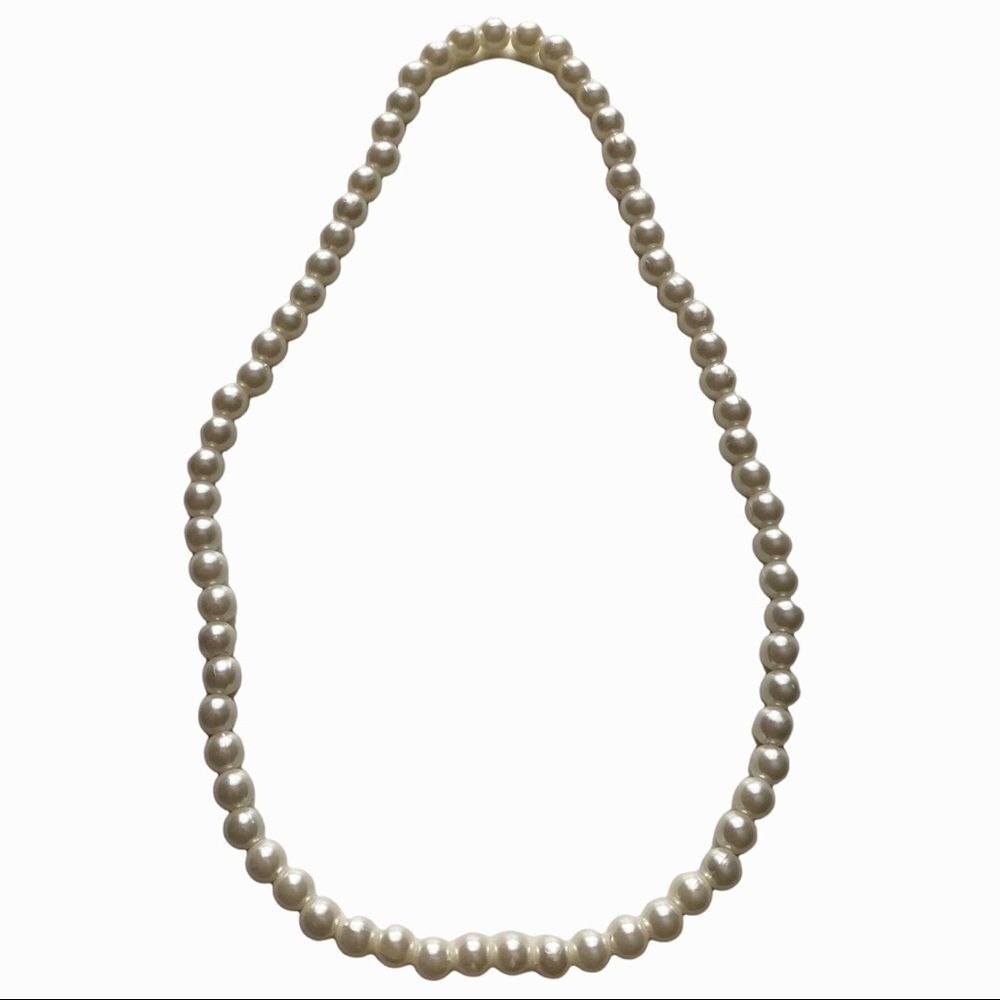 𝅺White faux classy cute cottagecore pearl necklace